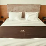Albulena Hotel