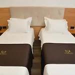 Albulena Hotel