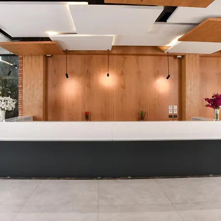 Hotel Albulena Mamurras