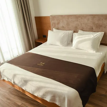 Hotel Albulena Mamurras